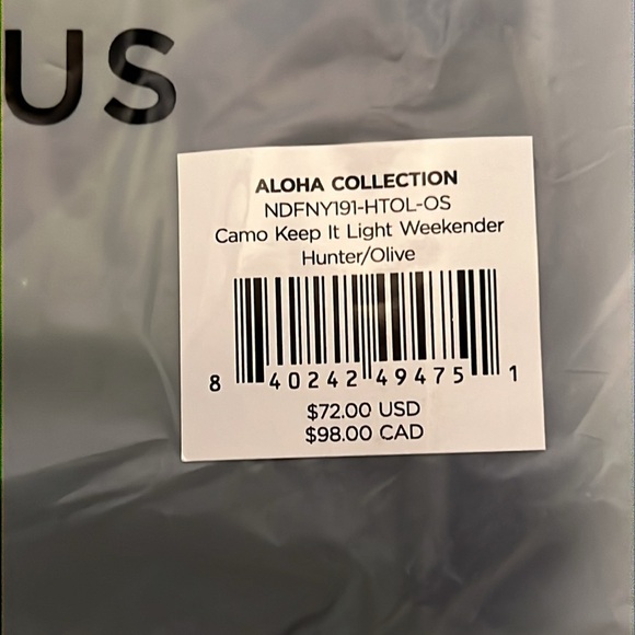 NWT Aloha Collection Keep It Light Weekender Hunter/Olive Camo Print - Picture 7 of 7